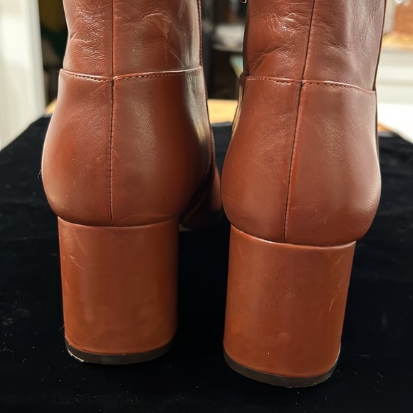 Cole Hann Woman’s Arden Ankle Boots size 7 English Brown 2.5in Heels. - Picture 3 of 5